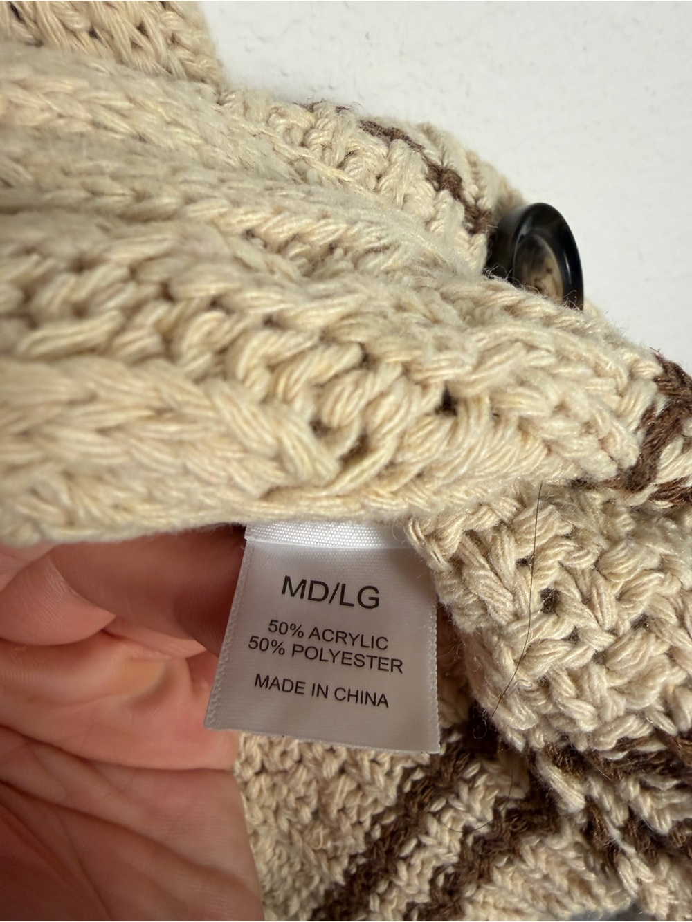 Taylor swift TayCoolla cardigan sweater tan Medium/ Large NEW WITH TAG - Picture 7 of 8